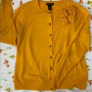 Yellow flower appliqué cardigan